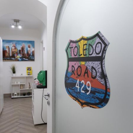 ホテル Toledo Road 429 ナポリ エクステリア 写真